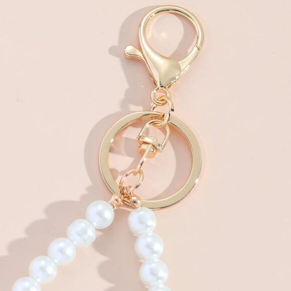 Pearl Keychain  - Picture 2 of 2